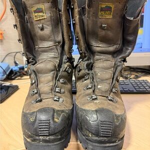 Meindl Men's Lineman Boots By Hoffman Boots